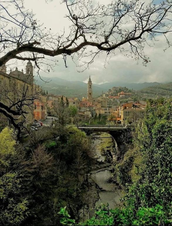 Beautifully Restored Romantic Apartment In The Centre Of Historic Dolcedo Exteriér fotografie